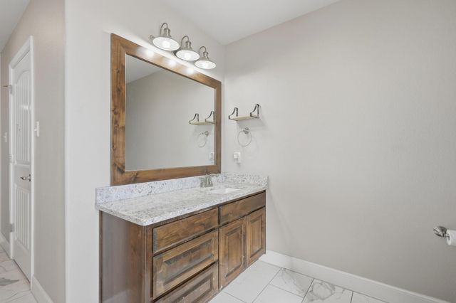 207 Countryside Drive, Tuscola, TX 79562