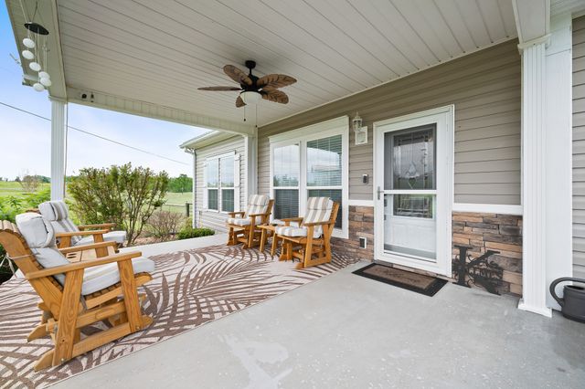 103 Molten Ln, Hilham, TN 38568