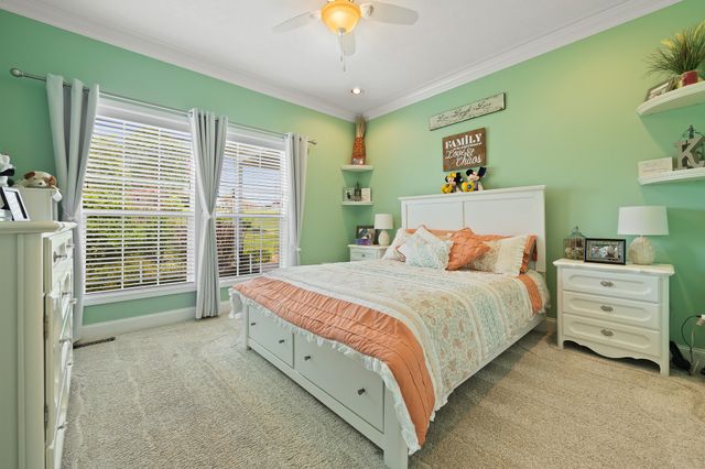 103 Molten Ln, Hilham, TN 38568