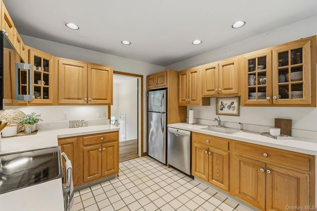 11 Ann Road, Carmel, NY 10512