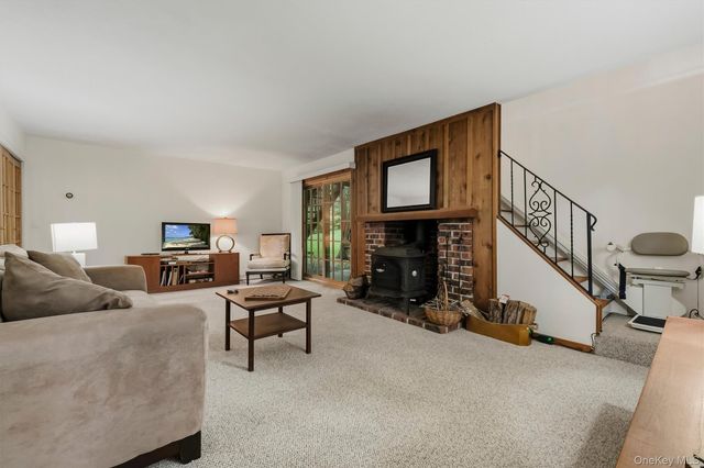 11 Ann Road, Carmel, NY 10512