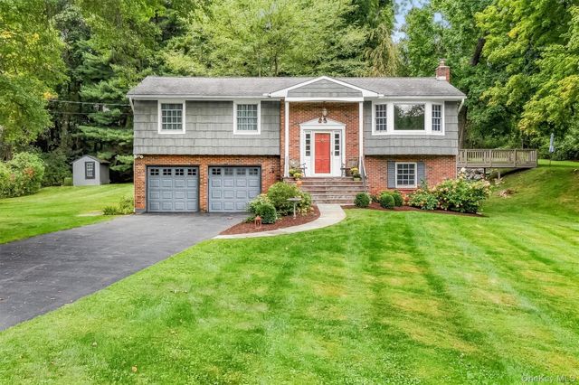 11 Ann Road, Carmel, NY 10512