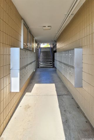 1524 Pensacola Street 108, Honolulu, HI 96822