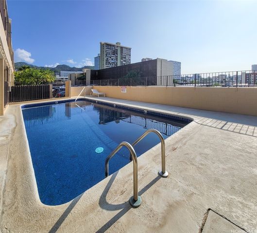 1524 Pensacola Street 108, Honolulu, HI 96822