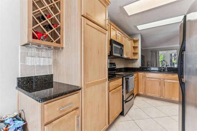 4162 BRENTWOOD PARK CIRCLE, Tampa, FL 33624