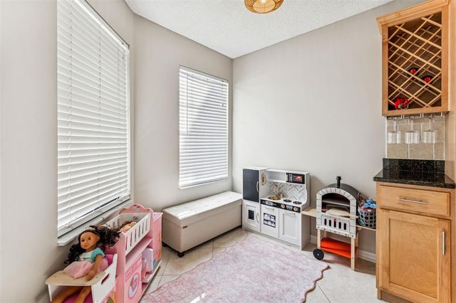 4162 BRENTWOOD PARK CIRCLE, Tampa, FL 33624