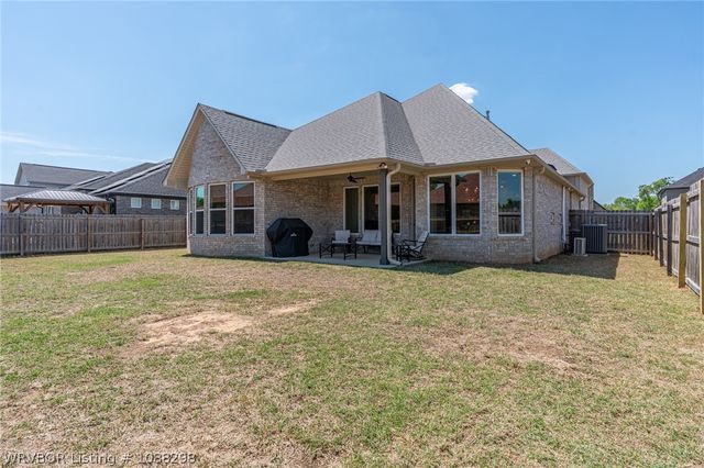 6911 Forest Canyon Drive, Fort Smith, AR 72916