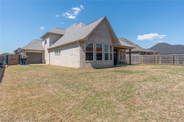 6911 Forest Canyon Drive, Fort Smith, AR 72916