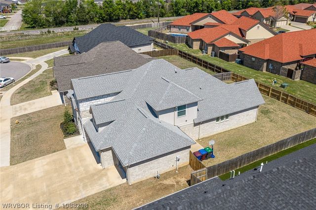 6911 Forest Canyon Drive, Fort Smith, AR 72916