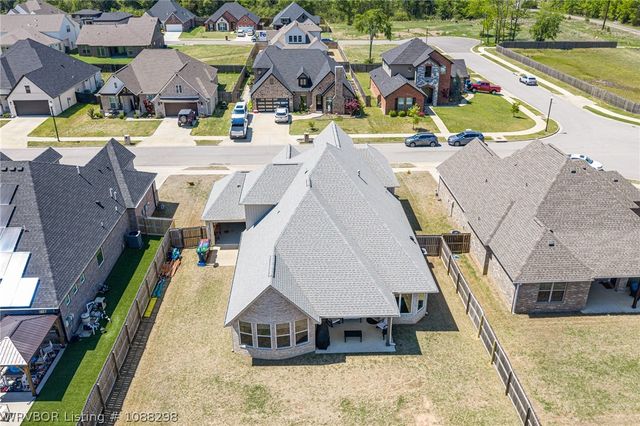6911 Forest Canyon Drive, Fort Smith, AR 72916