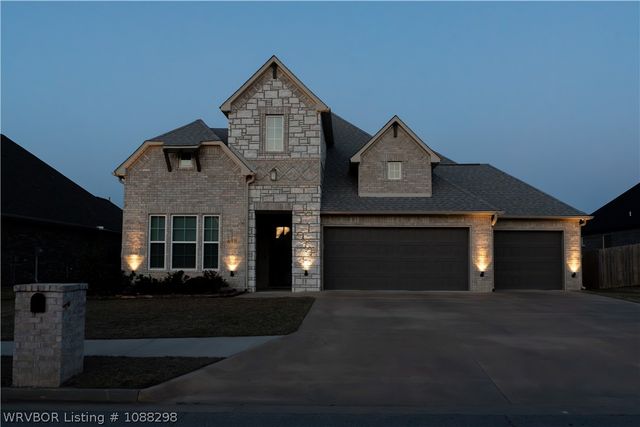 6911 Forest Canyon Drive, Fort Smith, AR 72916