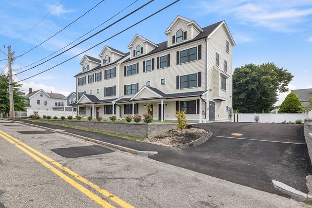 161 Sumner St 2, Quincy, MA 02169