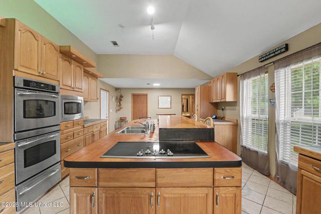 19273 Hunters Bend Drive, Gulfport, MS 39503