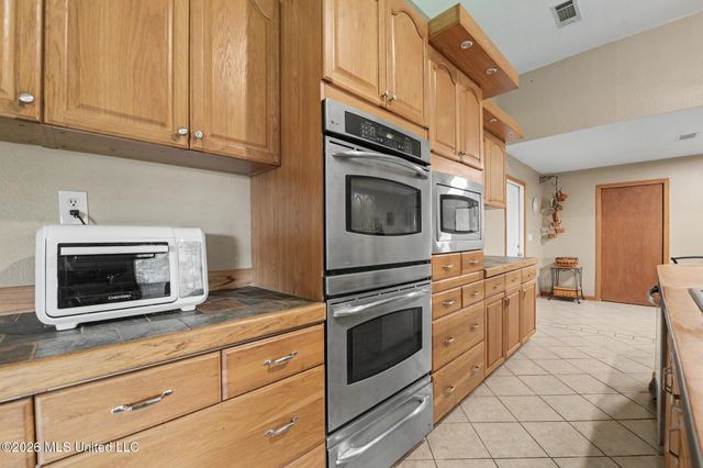 19273 Hunters Bend Drive, Gulfport, MS 39503
