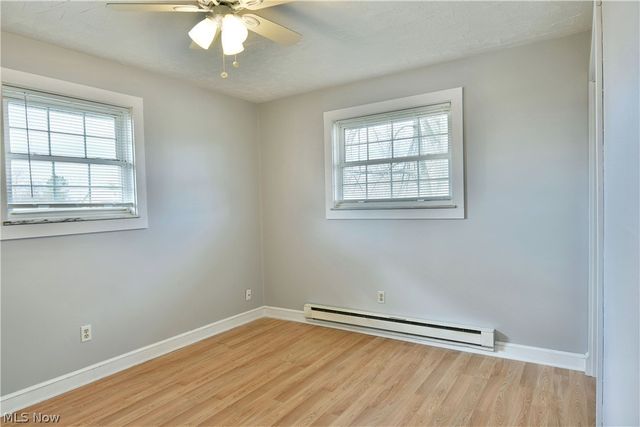 6883 Palmyra Road SW, Warren, OH 44481