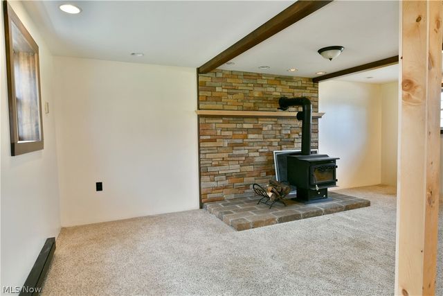 6883 Palmyra Road SW, Warren, OH 44481