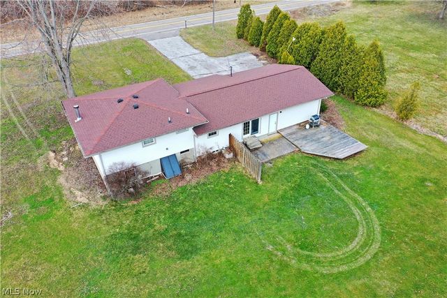 6883 Palmyra Road SW, Warren, OH 44481