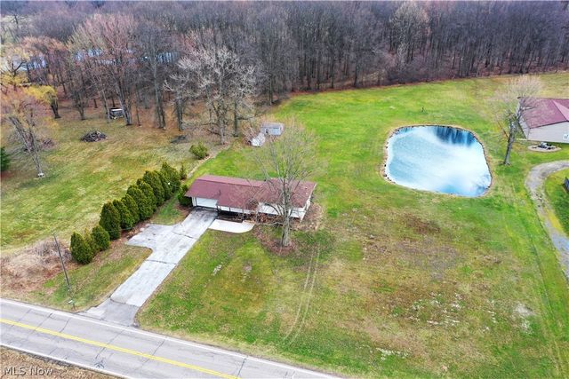 6883 Palmyra Road SW, Warren, OH 44481