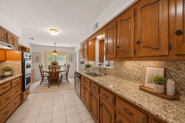 2125 Woodbrook Street, Denton, TX 76205