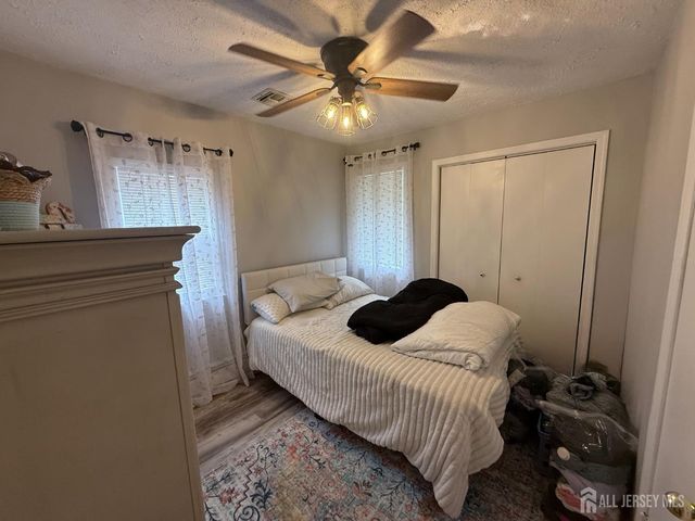 13 Middlesex Boulevard, Old Bridge, NJ 07735