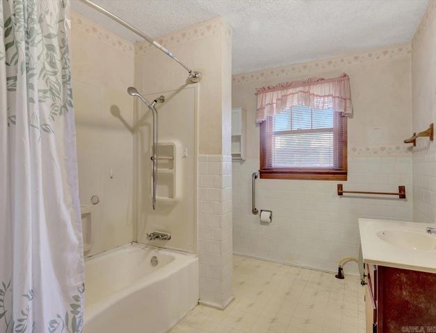 308 Freeman Street, Hot Springs, AR 71913