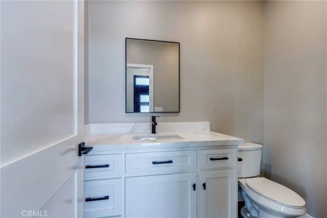 6848 Braceo Street, Oak Hills, CA 92344