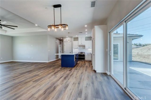 6848 Braceo Street, Oak Hills, CA 92344