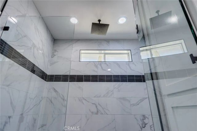 6848 Braceo Street, Oak Hills, CA 92344