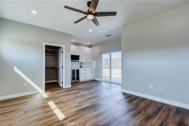 6848 Braceo Street, Oak Hills, CA 92344