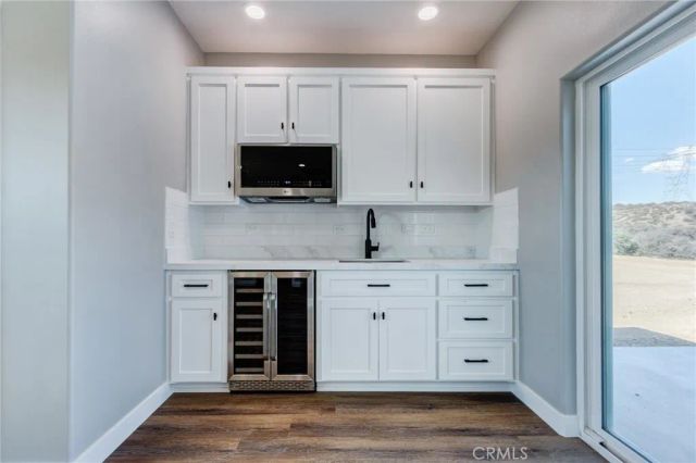 6848 Braceo Street, Oak Hills, CA 92344