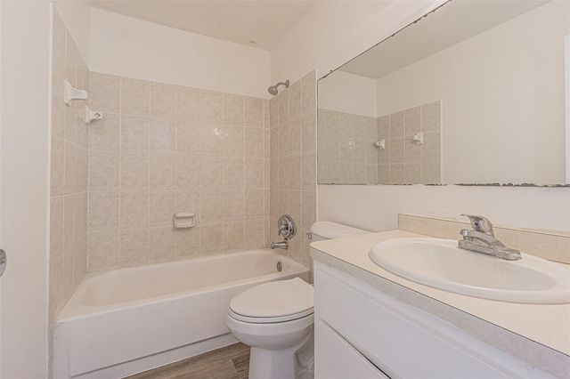 4215 EAST BAY DRIVE 1105B, Clearwater, FL 33764