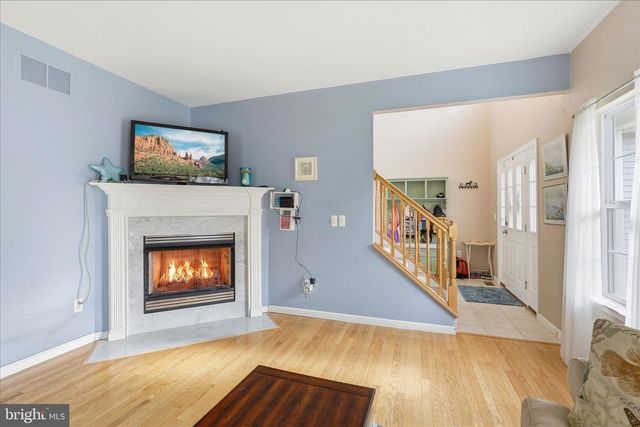 121 BARK RD, Manahawkin, NJ 08050