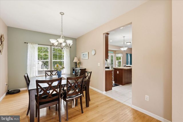 121 BARK RD, Manahawkin, NJ 08050