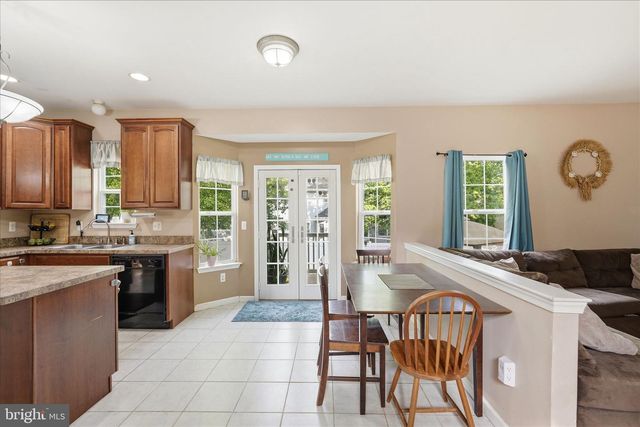 121 BARK RD, Manahawkin, NJ 08050
