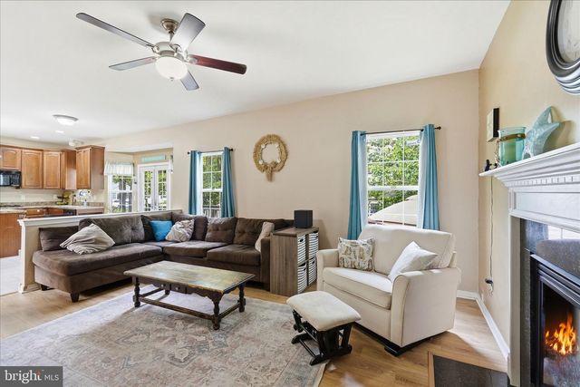 121 BARK RD, Manahawkin, NJ 08050