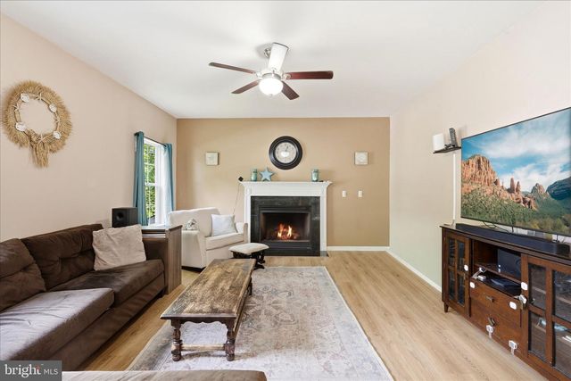 121 BARK RD, Manahawkin, NJ 08050