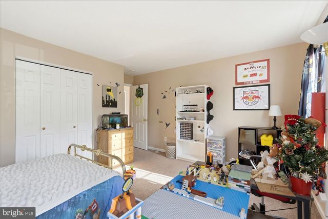121 BARK RD, Manahawkin, NJ 08050