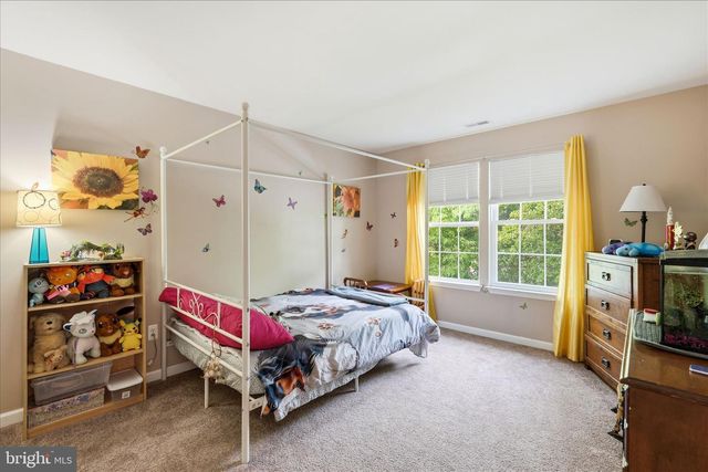 121 BARK RD, Manahawkin, NJ 08050