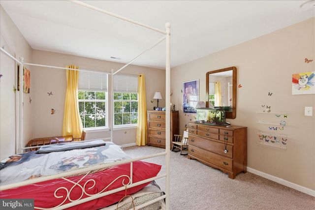 121 BARK RD, Manahawkin, NJ 08050