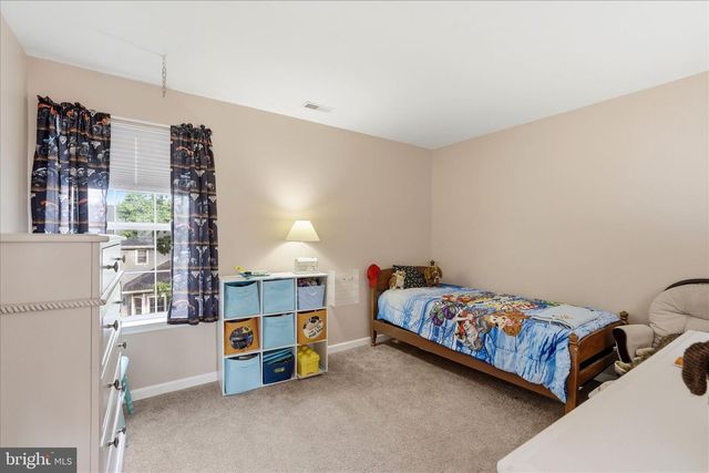 121 BARK RD, Manahawkin, NJ 08050