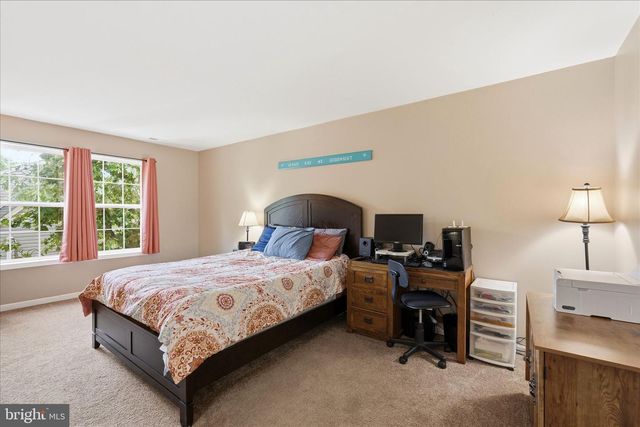 121 BARK RD, Manahawkin, NJ 08050