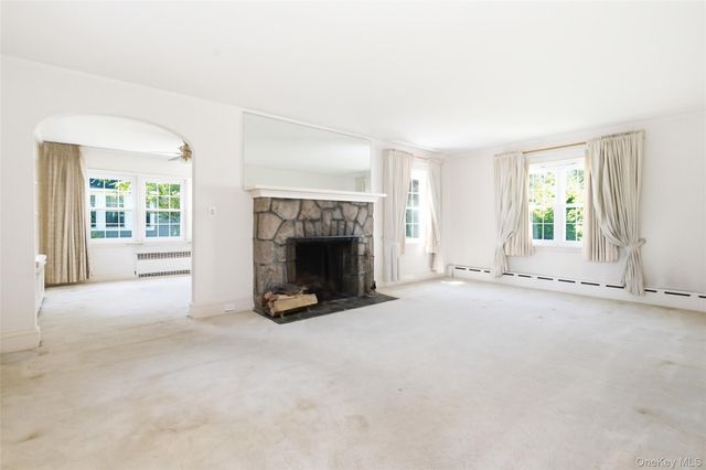9 Leith Place, White Plains, NY 10605