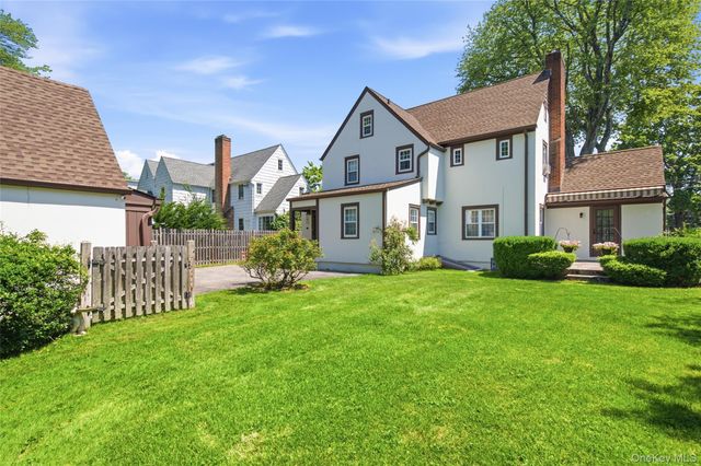 9 Leith Place, White Plains, NY 10605