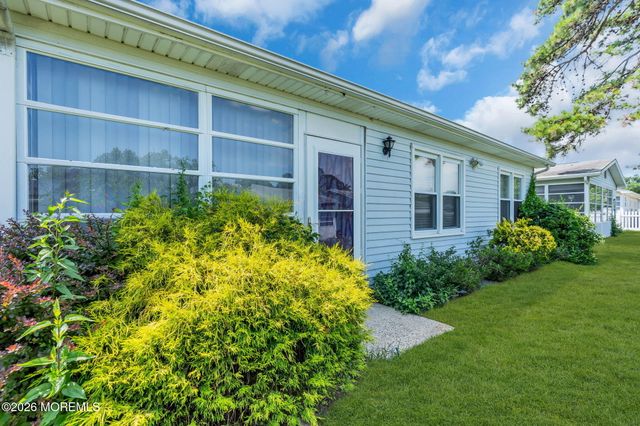 26 Kent Drive, Brick, NJ 08723