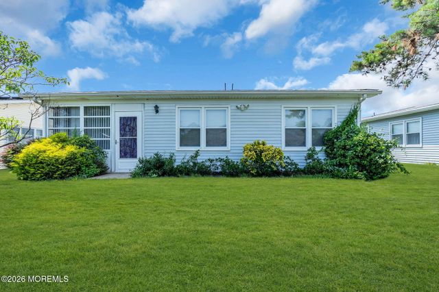 26 Kent Drive, Brick, NJ 08723