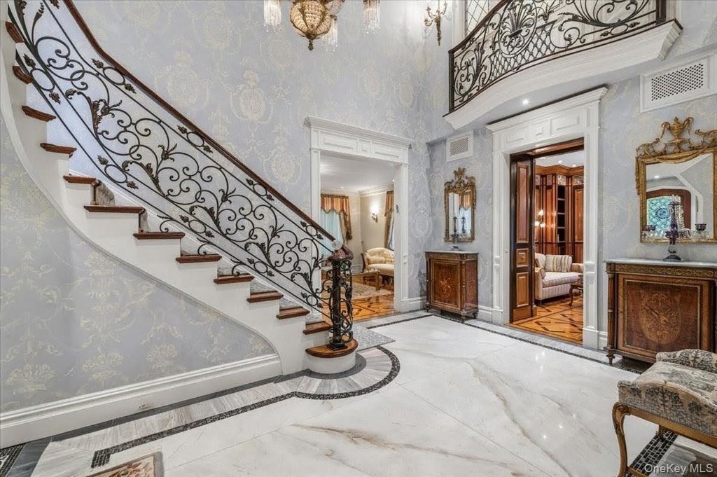 17 Sutton Place, Lawrence, NY 11559 — photo 5