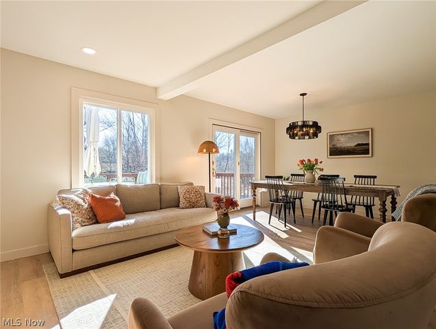 9411 Barr Road, Brecksville, OH 44141