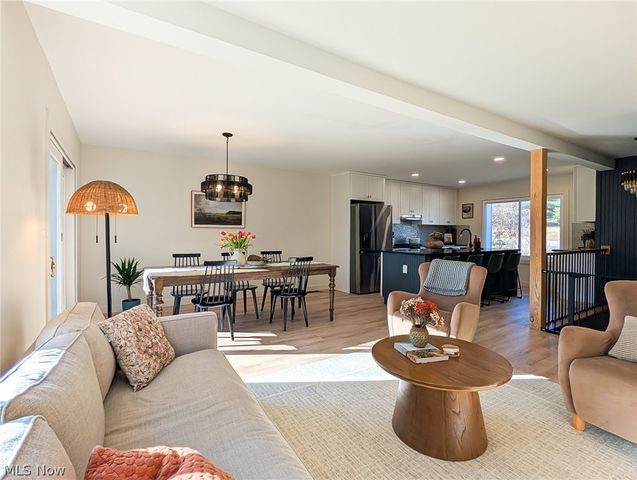 9411 Barr Road, Brecksville, OH 44141