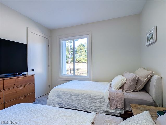 9411 Barr Road, Brecksville, OH 44141