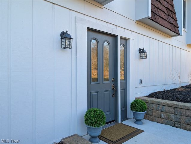 9411 Barr Road, Brecksville, OH 44141